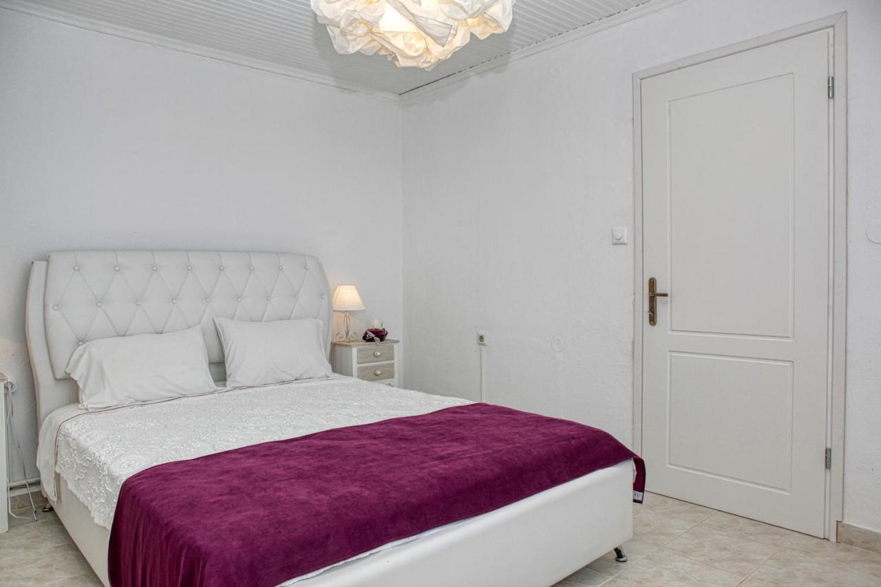 Villa Lemonia Glossa Bagian luar foto